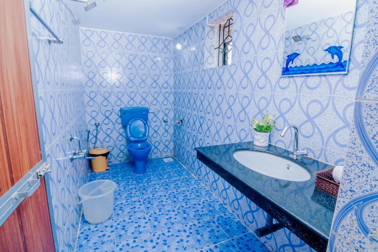 White House In Goa, Truly Amazing Experience Bed and Breakfast Saligao Esterno foto